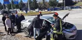 Hasta taşıyan ambulans ile iki araç çarpıştı