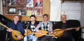 Oltulu Ozanlar onur anıtına saldırıya sazlarıyla tepki gösterdi