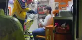 Takla atan araçtan fırlayan 4 kişi yaralandı
