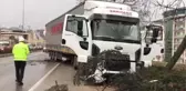 Tır ile çarpışan otomobilin sürücüsü yaralandı