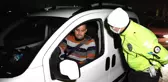 Aksaray-Konya karayolu kar yağışı ve tipi nedeniyle trafiğe kapatıldı