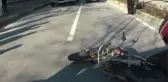 ÇANAKKALE - Kamyonetin çarptığı motosiklet sürücüsü yaralandı