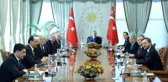 Son dakika haber! Cumhurbaşkanı Erdoğan, Türk Devletleri Teşkilatı Aksakallar Konseyi heyetini kabul etti