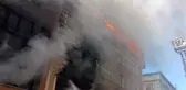 Son dakika: İstanbul Güngören'de korkutan yangın! Art arda patlamalar meydana geldi, 6 kişi yaralandı