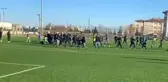 Mardin 1. Amatörde futbolcu teknik direktöre taşla saldırdı