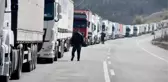 HAMZABEYLİ SINIR KAPISI'NDA 10 KİLOMETRE TIR KUYRUĞU