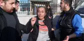 MAHKEME BERAAT VE TAHLİYE VERDİ, ÖLEN GENCİN ANNESİ FENALAŞTI