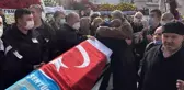 Usta sanatçı Arif Şentürk son yolculuğuna uğurlandı