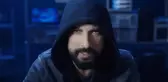 Tarkan ne dedi? Tarkan'ın yeni şarkısı sözleri! Tarkan Geççek sözleri neden gündem oldu? Geççek sözleri politik mesaj mı veriyor?