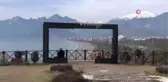 Son dakika haberi | Antalya kışı erken uğurladı... Kıskandıran kar manzaralı deniz keyfi kamerada