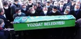 BAKAN BOZDAĞ, YOZGAT'TA CENAZEYE KATILDI