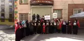 Evlat nöbetindeki ağabey, kardeşini HDP'den istiyor