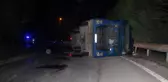 Gebze'de virajı alamayan tır devrildi: 1 yaralı