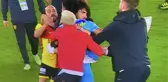 İrfan Can çılgına döndü! Maçın sonunda Mohamed'e saldırdı
