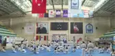 Yıldırımlı çocuklar modern tesislerde sporla büyüyor