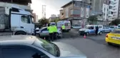 Park halindeki tıra çarpan otomobilin sürücüsü öldü (2)