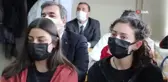 Rektör liseyi ziyaret etti, öğrencilerle birlikte ders dinledi