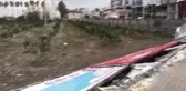 Fırtına çatıları uçurdu, araçlarda hasara yol açtı (2)