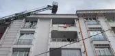 İstanbul'da bir binanın çatısında çıkan yangın söndürüldü