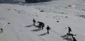 Son dakika haber! 3 bin rakımlı Esrük Dağı zirvesinde 