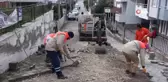 Kuşadası Belediyesi, yol yapım çalışmalarına ara vermiyor