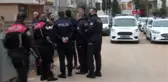 SIRTINDAKİ BIÇAĞI ÇIKARTINCA BAYILDI