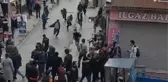 FATİH'TE SOPALI KAVGA KAMERADA