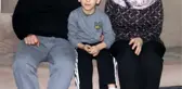 SMA HASTASI KIZLARINI KAYBEDEN AİLE, OĞULLARI UMUT İÇİN MÜCADELE EDİYOR