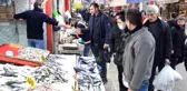Balık tezgahlarında en çok rağbeti hamsi, istavrit ve mezgit görüyor