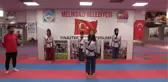 Engelleri madalyalarla aşan üç arkadaş yeni başarılar için birlikte ter döküyor