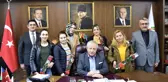 Amasya Belediyesinden 8 Mart Dünya Kadınlar Günü'nde kadın personele izin jesti