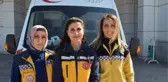 HAYAT KURTARMA TİMİ: 1 AMBULANS, 3 KADIN