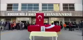 Kovid-19 nedeniyle ölen hemşire için tören yapıldı