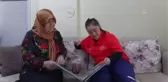 AFYONKARAHİSAR - Down sendromlu milli atlet Münevvere, engelleri koşarak aşıyor