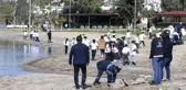 Bodrum'da dalgıçlar denizi, öğrenciler kıyıyı temizledi