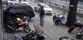 Motosiklet tamircisi iş yerinde pompalı tüfekle saldırıya uğradı...O anlar kamerada