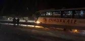 Yoldan çıkan otobüs bariyerlere çarptı