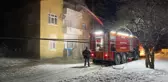 Evin çatısı yangında hasar gördü