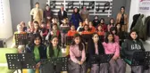 MÜLTECİ VE TÜRK ÖĞRENCİLER KOROSU PROVA YAPTI