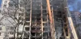 Kiev'deki saldırılarda bir apartmana daha top mermisi isabet etti: 2 ölü