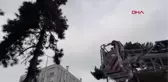 AĞAÇTA MAHSUR KALAN KEDİ KURTARILDI