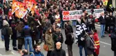 Fransa'da emekliler sokağa indi