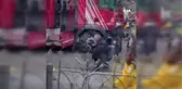 Pazartekke'de tramvayın altına atlayan şahıs hayatını kaybetti