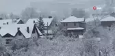 Yoğun kar yağışı kenti beyaza bürüdü