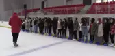 Üniversiteli gençler buz pateni ile tanıştı
