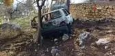 Kontrolden çıkan otomobil zikzak çizerek mezarlığa uçtu