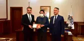 Malatya'da bağış yapan hayırseverlere madalya verildi