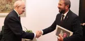 Aradaki fark 4 puan! Ünlü anketçi, iki gün önce Kılıçdaroğlu'na sunduğu seçim anketini paylaştı