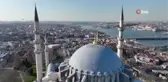Mahyalar camileri süslemeye başladı
