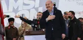 İçişleri Bakanı Soylu, Esenyurt'ta Hamsi ve Horon Festivaline katıldı